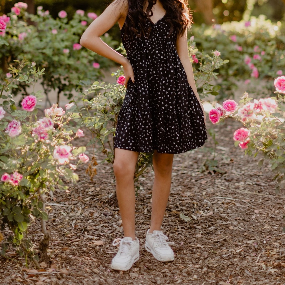 cute summer flowy dress